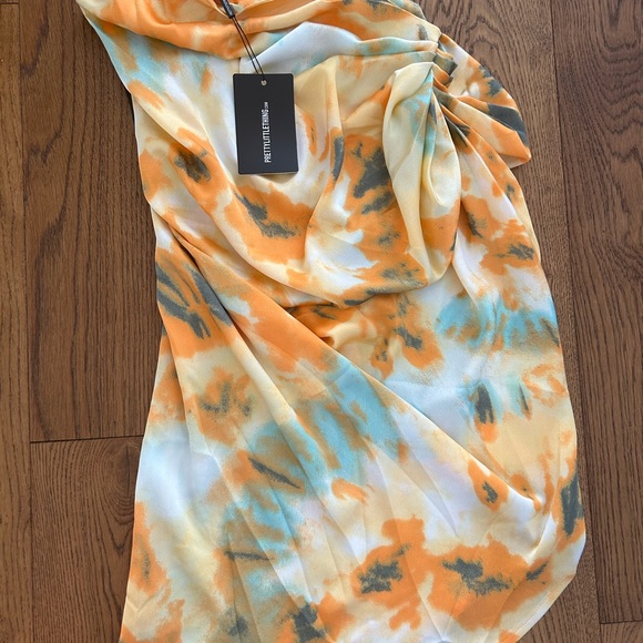 PLT - Two piece outfit - Picture 6 of 7